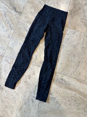 Lululemon Align Super High Rise black leopard leggings